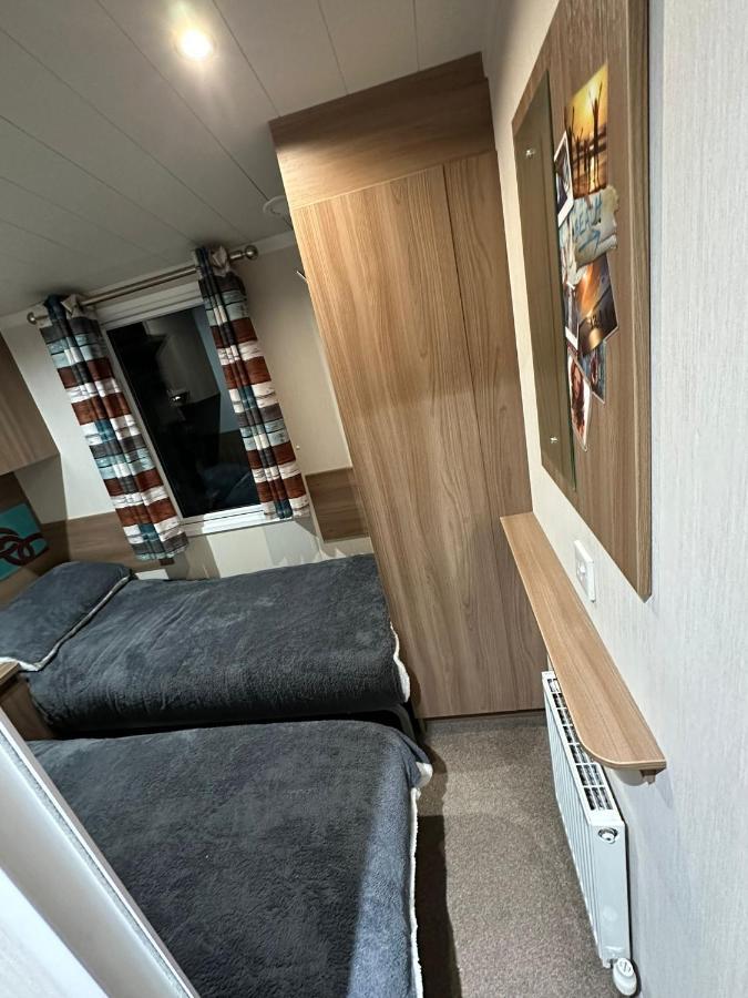 Luxurious 6 Berth Swift Bordeaux On Lyons Robin Hood Rhyl Villa Meliden Dış mekan fotoğraf
