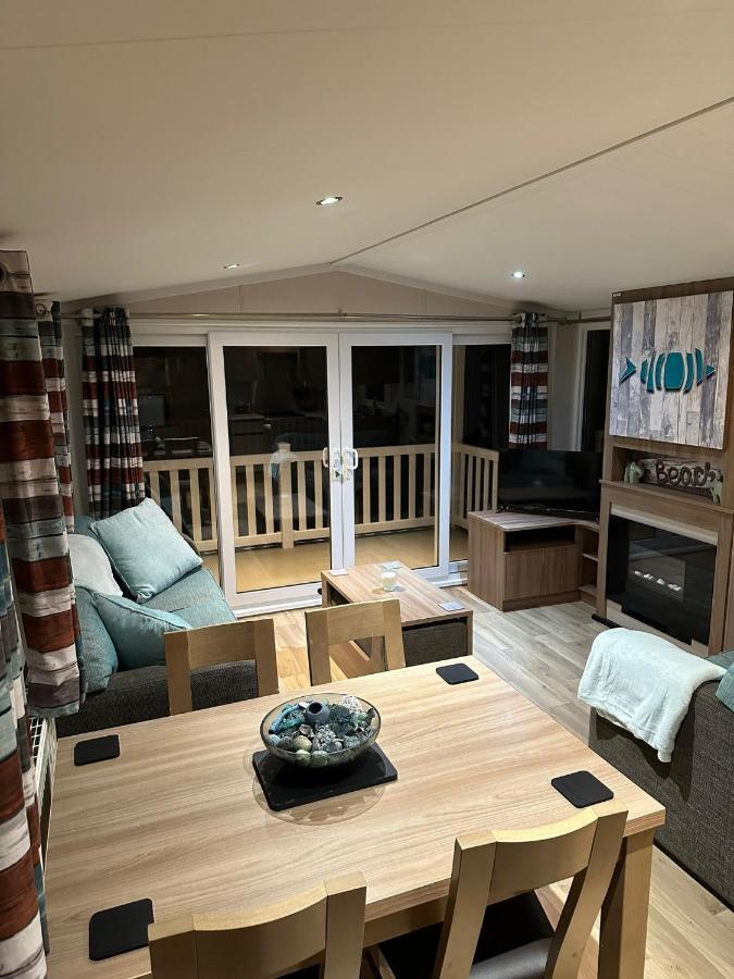 Luxurious 6 Berth Swift Bordeaux On Lyons Robin Hood Rhyl Villa Meliden Dış mekan fotoğraf